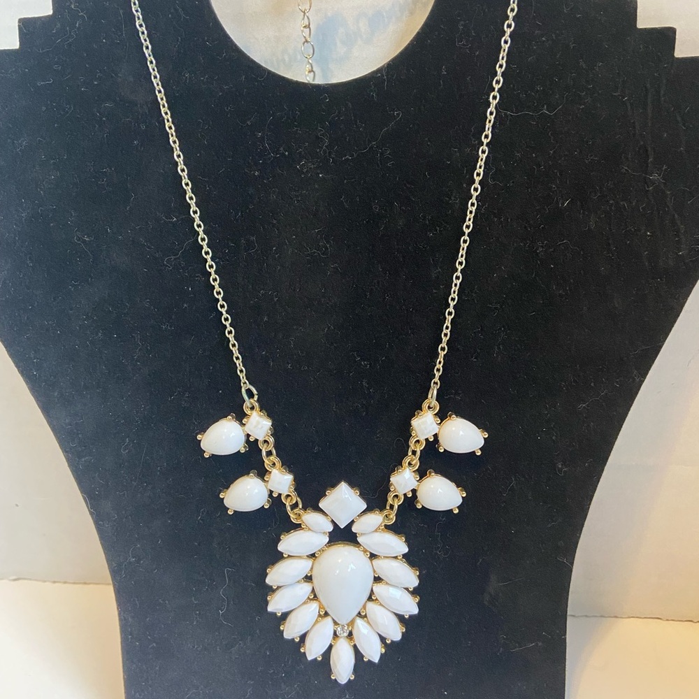 Statement necklace Gold and White Necklace